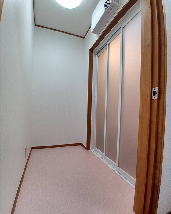 脱衣所も暖かく